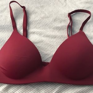 VS Lightly Lined Wireless T-Shirt Bra